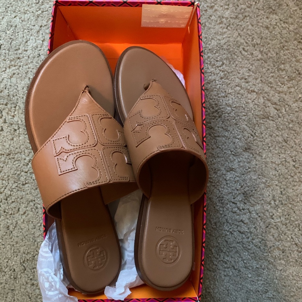 NWT Tory Burch Jamie logo sandals